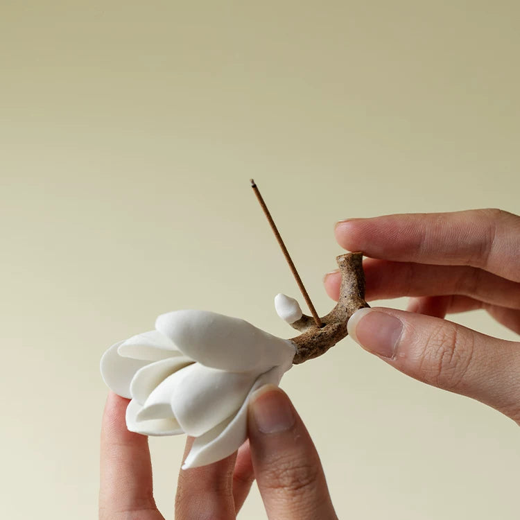 KiMa — Magnolia Incense Holder
