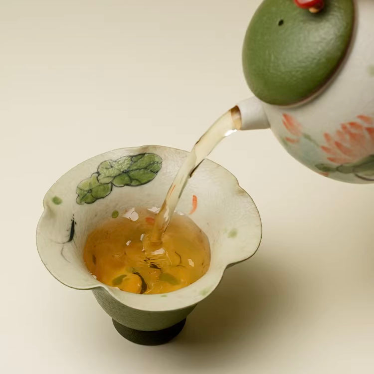 KiMa — Hand-Painted Lotus Tea Cup